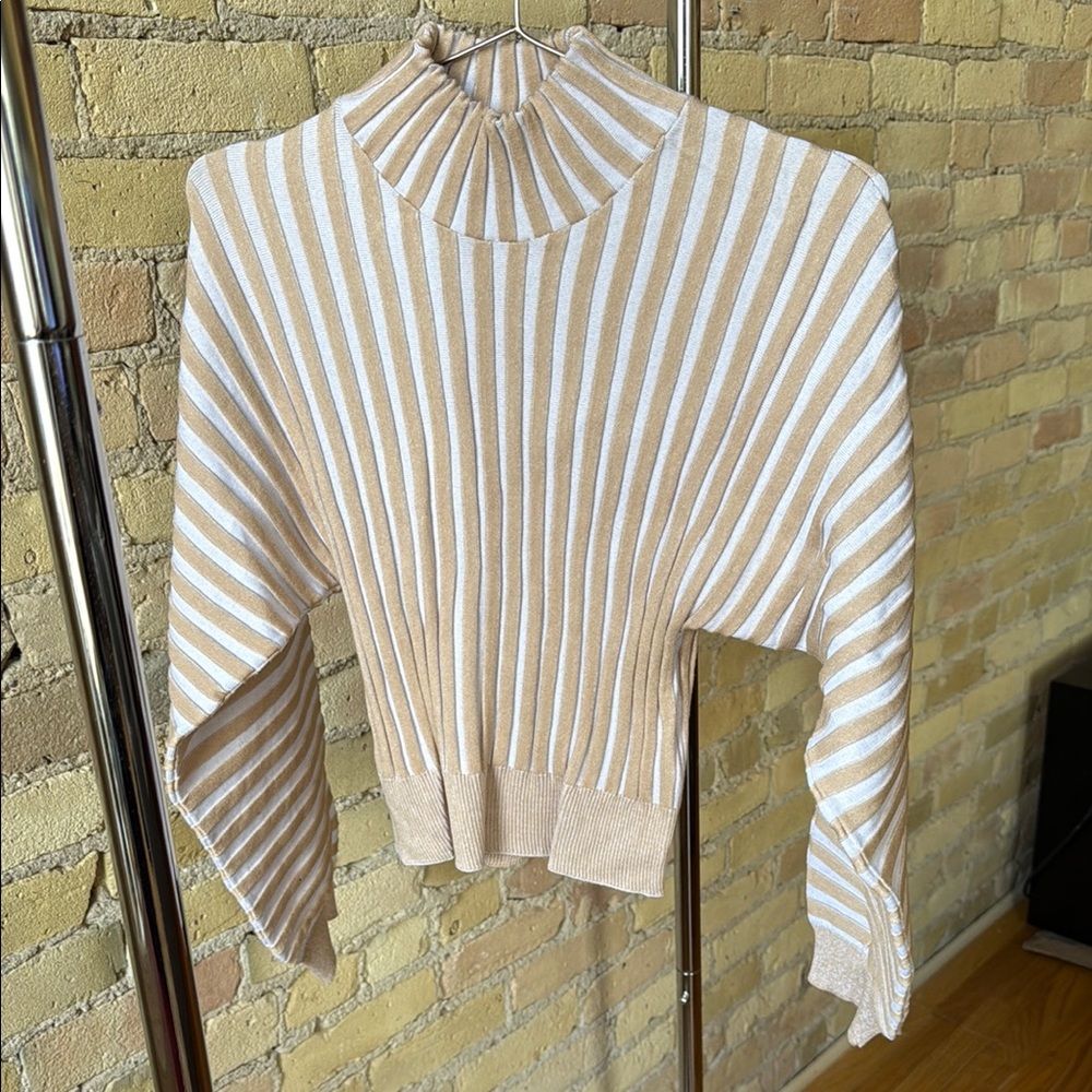 Free People Striped Beige and White Women's Sweater NWOT